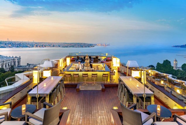 12 16 Roof Bar Sabah Voyage